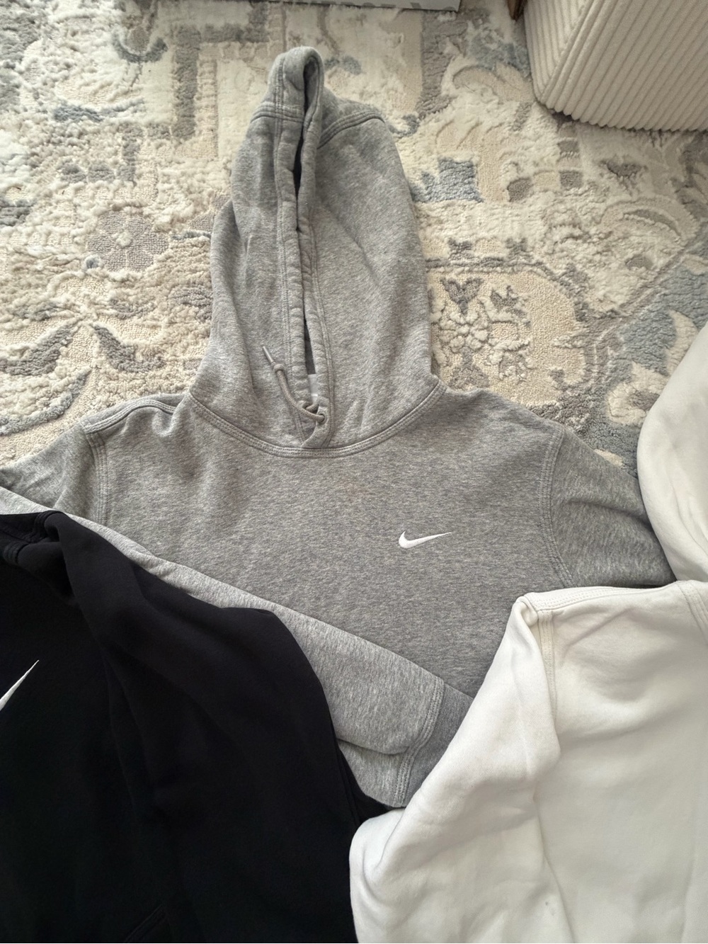 Nike Men’s White Zip-Up Hoodie Lot of 3 - Picture 2 of 4